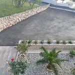 Suzana Apartment *
