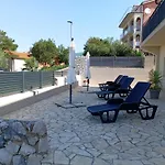 Apartment Suzana *