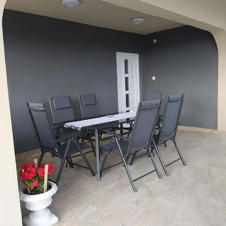 Suzana Appartement *