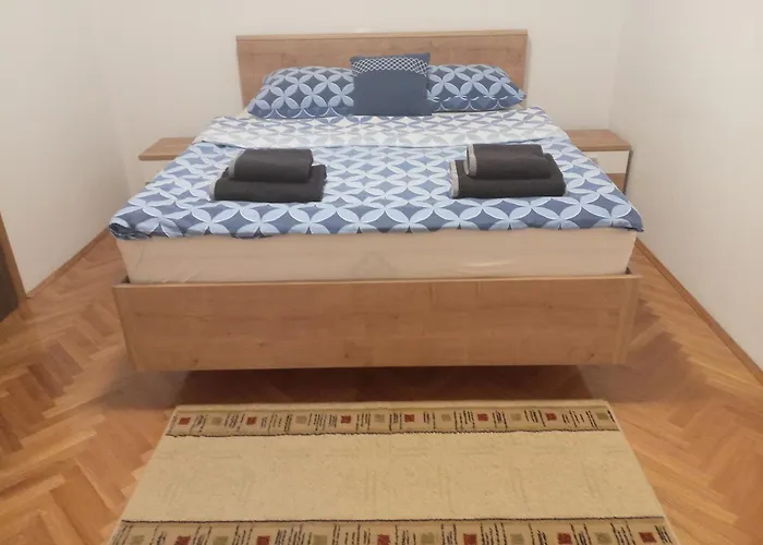 Suzana Apartman *