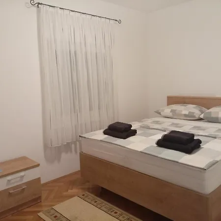 Suzana Apartment *