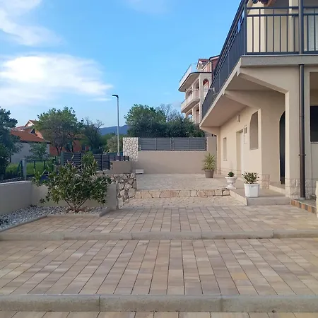 Suzana * Crikvenica